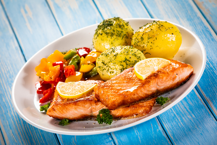 Onven schotel met aardappel, paprika en zalm planten challenge