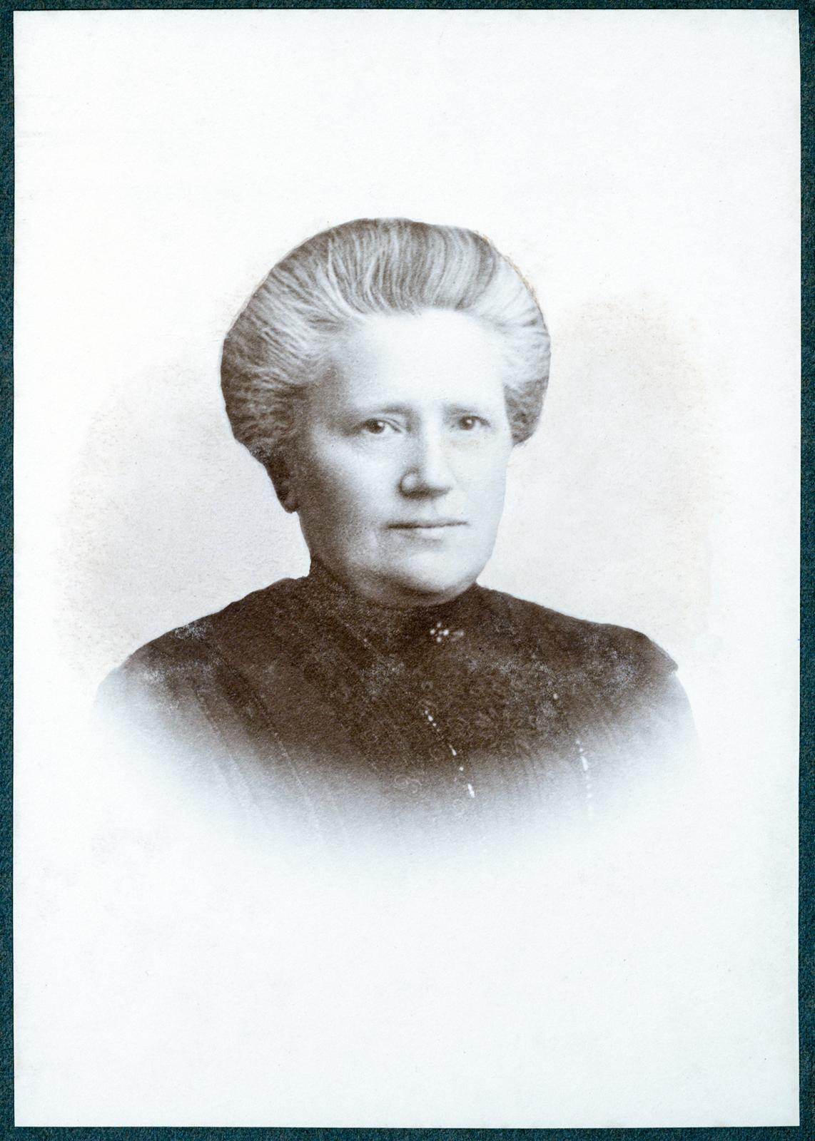 Anna van Os